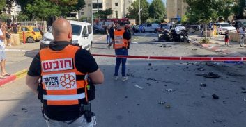 לאחר הפיצוץ באשקלון: מוכרים למשטרה נעצרו בחשד לקשירת קשר לפגיעה באחרים