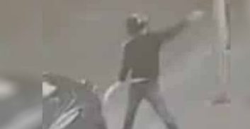 כתב אישום: אסיר משוחרר זרק רימון רסס על בית באשקלון