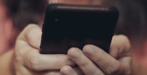 המשטרה החזירה סלולר לחשוד באלמ"ב שחזר מקנדה