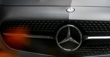 אסיר משוחרר שישב על הריגה נאשם בהצתת מרצדס