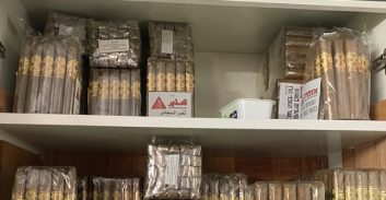 הבריח אלפי סיגרים – הצהיר על משלוח נעלי הליכה