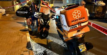 מוכר למשטרה נדקר קשות בבאר שבע