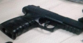 שני אחים חשודים בהשלכת מטען ברמת-גן, "היעד" נעצר על זריקת רימון