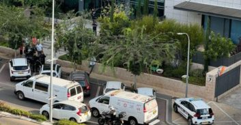 רימונים הונחו בבנייני מגורים בהרצליה וברמת השרון