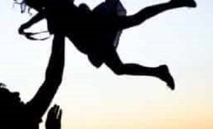 הבת יכולה לישון אצל האב לפני שמלאו לה 3 שנים  