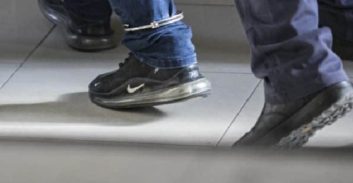 פתח תקווה: חשמלאי חשוד שתקף מנהל באתר בנייה