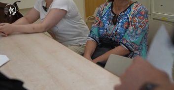 חשד: קבלני כוח-אדם זייפו אשרות לעובדות זרות שהועסקו בבית חולים