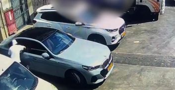 צפו בתיעוד הפורצים שעקבו אחרי לקוחות צ'יינג'ים וגנבו כסף ורכוש