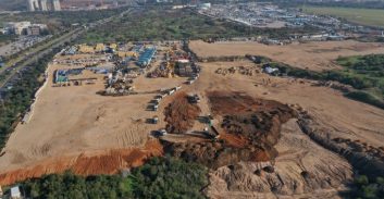 איש עסקים ובכיר בחברה קדישא חשודים בהונאה ובהשלכת טונות של פסולת בגלילות