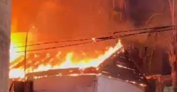 שלושה נפגעים בפיצוץ מבנה מגורים במתחם נעימי בג'דיידה מכר