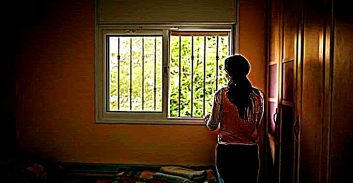 הורשע שוטר יס"מ לשעבר שאיים לפגוע באשתו השוטרת ו"לפוצץ" את בנם