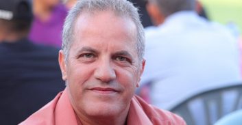 המשטרה תפצה עיתונאי בגלל עיכוב, מעצר וחיפוש בלתי חוקיים