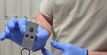 מוכר למשטרה מפ"ת נעצר עם נשק טעון בהרצליה