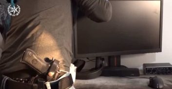 ארבעה נעצרו בחשד להחזקת כלי נשק במקלט ציבורי בחדרה