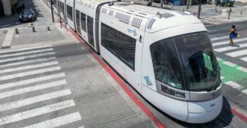 מהנדס העיר ת"א-יפו מנוע מלהשתתף בישיבות העירייה בנושא הרכבת הקלה