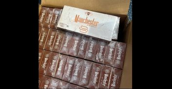 צפו: מכולות של סיגריות מוברחות במקום אבקות כביסה ותחבושות היגייניות