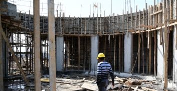 הכנסת אישרה חוק לביטול רישום קבלנים המזוהים עם ארגוני פשיעה