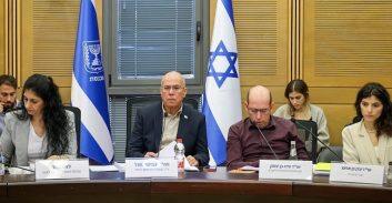 אושר לקריאה שנייה ושלישית: סמכויות לוחמי הכליאה יורחבו אל מחוץ בתי-הסוהר