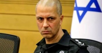 נציב שב"ס: "הפכנו לזירת לחימה חדשה… ילדיי הולכים לביה"ס עם מאבטחים"