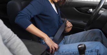 שיקולי-שיקום: נמנעה הרשעה למורה נהיגה (67) שהטריד מינית תלמידה בת 20