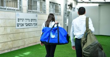 סופית: תם עידן שירות חיילי החובה בשירות בתי הסוהר