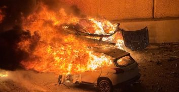 התאונה הקטלנית: המרדף במסלול הנגדי של ניידות המשטרה בעקבות גנבי הרכב