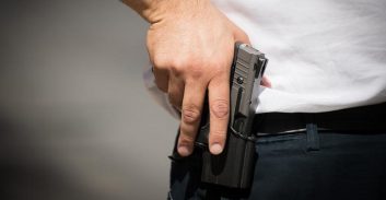 הכנסת אישרה בקריאה טרומית: קנסות כבדים על החזקת נשק בלתי חוקי