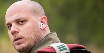 השופט מסארווה: חולשה בראיות נגד אלי פלדשטיין, ישוחרר למעצר בית