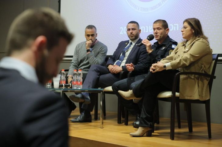 צילום פוסטה - אינדקס עורכי דין