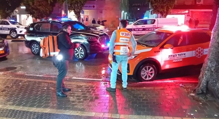 ירי שני פצועים חדרה 