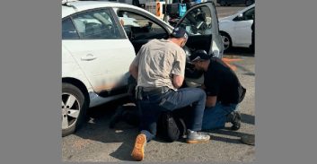 חשד: התחזו לנשים, קבעו מפגשים עם גברים וסחטו אותם