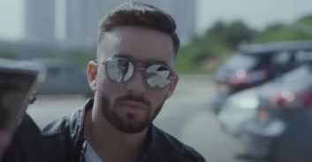 כתב האישום נגד הזמר מושיקו מור: שתי עבירות אונס ומעשה סדום