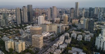 ת"א: ההחלטה שתאפשר בנייה למגורים בשטחים שמיועדים למלונאות