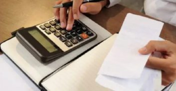 בעל חברת הובלות נעצר בפרשת הפצת חשבוניות פיקטיביות במאות מיליונים