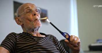 "אבא שובר שורות": מסוחר מטבעות לסוחר הקריסטל מת' הראשון בלונדון