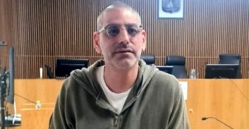 פרשה 1131: מוטי חסין נגד שוורצמן, הופעה גורלית על דוכן העדים