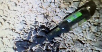 אישום: צעיר שהוצא ממועדון בראשל"צ זרק עליו שני בקבוקי תבערה