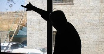 שוחרר למעצר בית צעיר מטמרה שנעצר פעמיים בחשד לירי והחזקת נשק