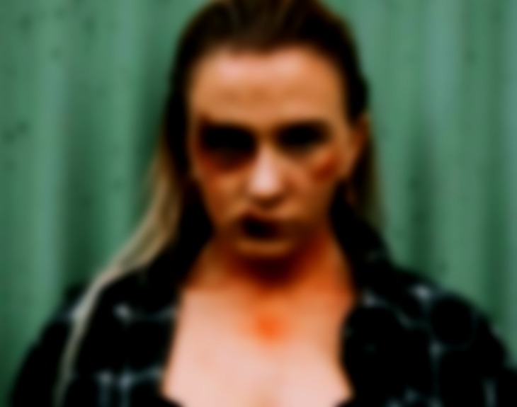 תקיפה אגרופים 