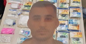 בית-המשפט הסיר איזוק מנאשם שנתפס עם מצבור-ענק של סמים וכמיליון שקל