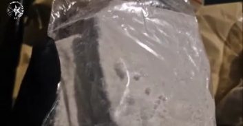 ארבעה נעצרו בחשד להחזקת חמישה ק"ג סמים קשים לפני הפצה בפורים