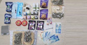 חשד: שפוט לעבודות-שירות סחר בממתקי קנאביס ונתפס עם סמים מסוגים שונים