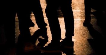 מעצר בית לחשוד בסחיטה והצתה על רקע הפצת תמונות עירום