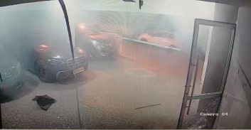 כתב-אישום נגד שלושה צעירים על השלכת הרימון אל בית העיתונאי החרדי