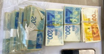 אום אל-פאחם: 150 אלף שקל נתפסו בפשיטה על דירה