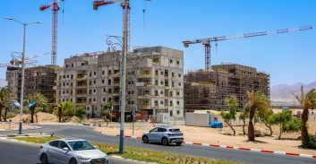 כתב אישום נגד סגן ראש עיריית אילת לשעבר וקבלנים בפרשת שוחד