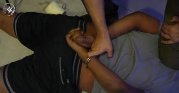 צפו: מעצר חשודים בזריקות רימונים וירי על-רקע סכסוך פלילי בגוש דן