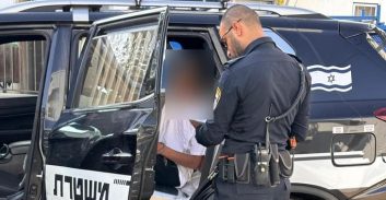 חזרה הביתה מהמקלט וגילתה שפורצים בזזו את ביתה