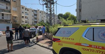 רחובות: חשוד ברצח אמו התבצר על גג בניין וקפץ אל מותו