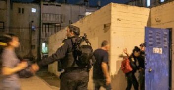 תל-אביב: עימות בין עובדים זרים לתושבים בגלל מקום במקלט בדרום העיר